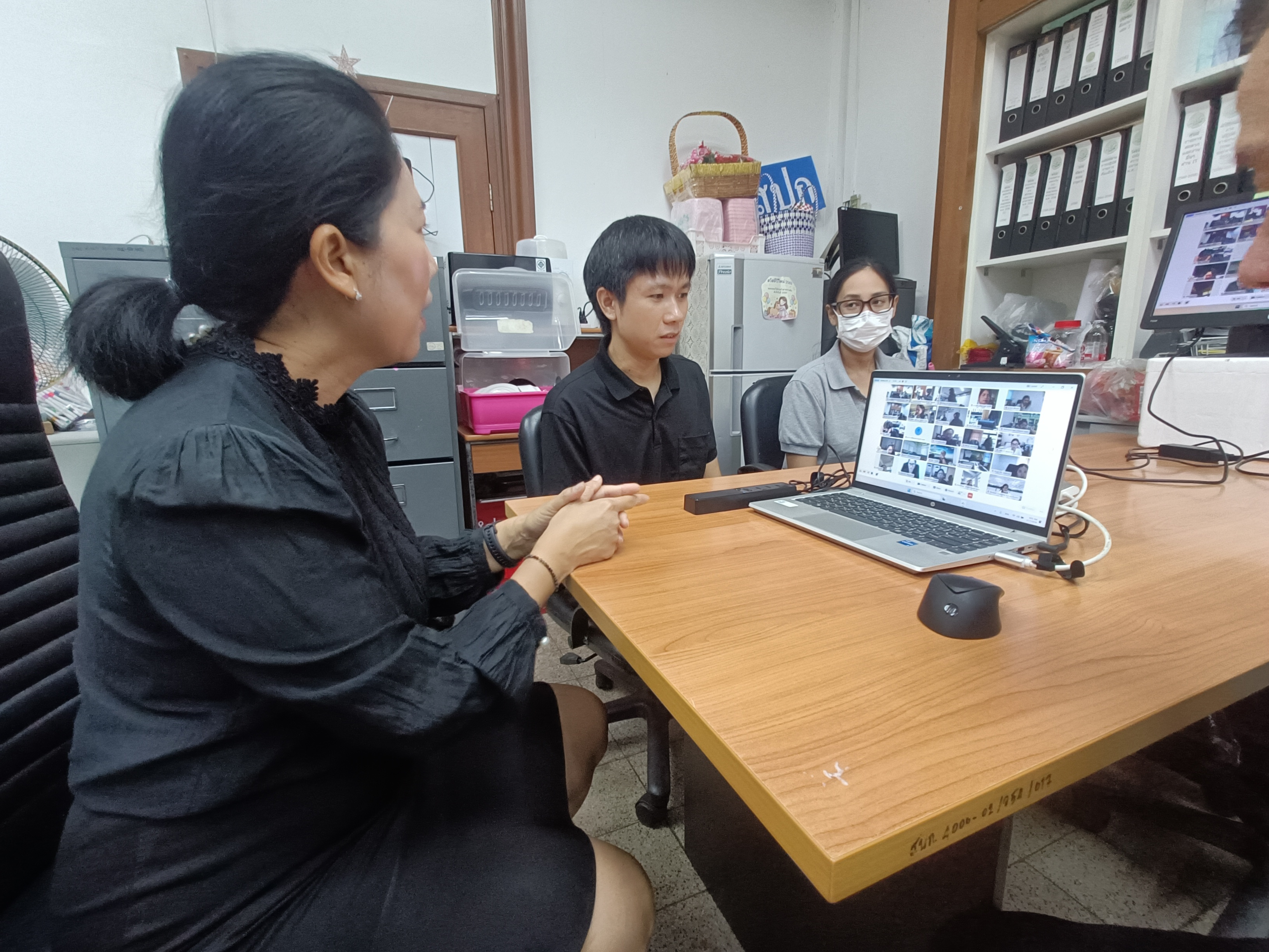 title - เข้าร่วมรับฟังการชี้แจงการสร้างความรู้ความเข้าใจ หลักเกณฑ์และวิธีการประเมินผลการปฏิบัติราชการ และการเลื่อนเงินเดือนข้าราชการ พนักงานราชการ และลูกจ้างประจำ ของ ส.ป.ก. ครั้งที่ 2/2569 (ช่วงเช้า) และรับฟังการสร้างความรู้ความเข้าใจให้กับผู้ใช้งานการจัดทำตัวชี้วัด และการประเมินผลการปฏิบัติราชการของข้าราชการพลเรือนสามัญ ในสังกัด ส.ป.ก. ผ่านระบบสารสนเทศทรัพยากรบุคคล DPIS V6 (ช่วงบ่าย) ผ่านสื่ออิเล็กทรอนิกส์ (ผ่านระบบออนไลน์ Application GDCC SPACE PLUS)
